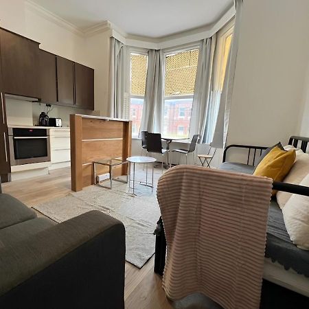 Nice Studio Shepherd'S Bush London Near Everything Экстерьер фото